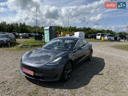 Тесла Модель 3 2018 у Львові на Automoto.ua Сірий Тесла Модель 3, об'ємом двигуна 0 л та пробігом 91 тис. км за 17500 $, фото 1 на Automoto.ua