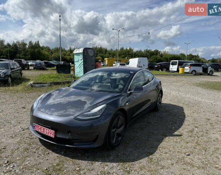 Серый Тесла Модель 3, объемом двигателя 0 л и пробегом 91 тыс. км за 17500 $, фото 1 на Automoto.ua