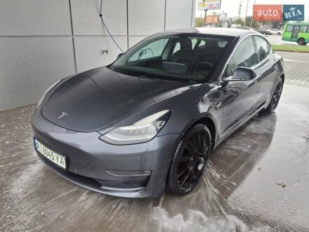 Тесла Модель 3 2018 в Буче на Automoto.ua Серый Тесла Модель 3, объемом двигателя 0 л и пробегом 275 тыс. км за 14400 $, фото 1 на Automoto.ua