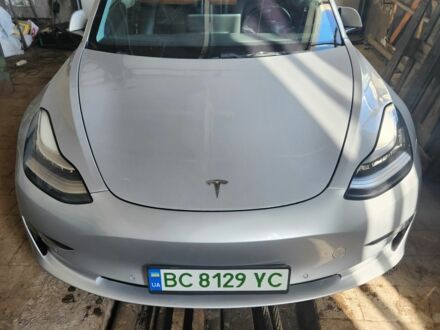 Серый Тесла Модель 3, объемом двигателя 0 л и пробегом 211 тыс. км за 14950 $, фото 1 на Automoto.ua