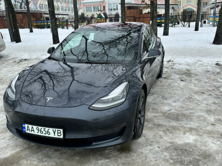 Серый Тесла Модель 3, объемом двигателя 0 л и пробегом 165 тыс. км за 16500 $, фото 1 на Automoto.ua