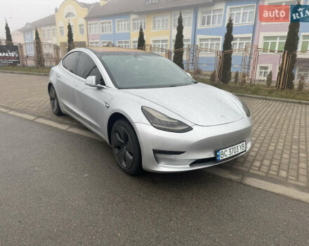 Сірий Тесла Модель 3, об'ємом двигуна 0 л та пробігом 165 тис. км за 16400 $, фото 1 на Automoto.ua