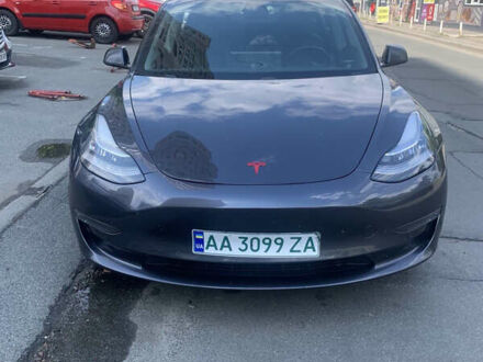 Тесла Модель 3 2018 у Буче на Automoto.ua Сірий Тесла Модель 3, об'ємом двигуна 0 л та пробігом 140 тис. км за 18499 $, фото 1 на Automoto.ua