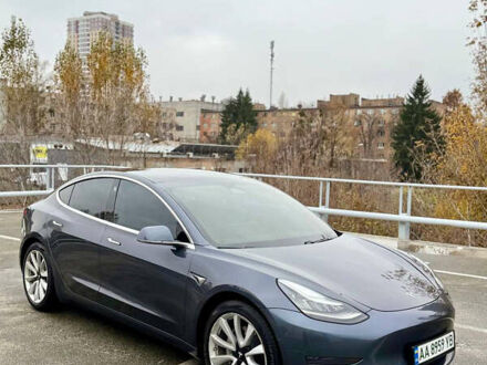 Серый Тесла Модель 3, объемом двигателя 0 л и пробегом 63 тыс. км за 20500 $, фото 1 на Automoto.ua
