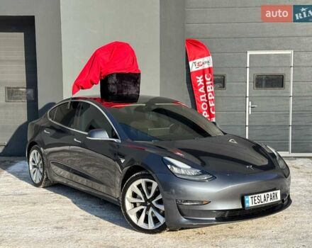 Сірий Тесла Модель 3, об'ємом двигуна 0 л та пробігом 65 тис. км за 20000 $, фото 1 на Automoto.ua