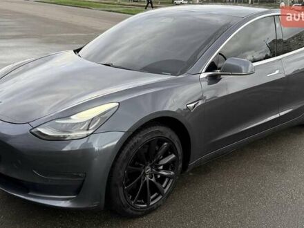 Тесла Модель 3 2019 в Харькове на Automoto.ua Серый Тесла Модель 3, объемом двигателя 0 л и пробегом 104 тыс. км за 27500 $, фото 1 на Automoto.ua