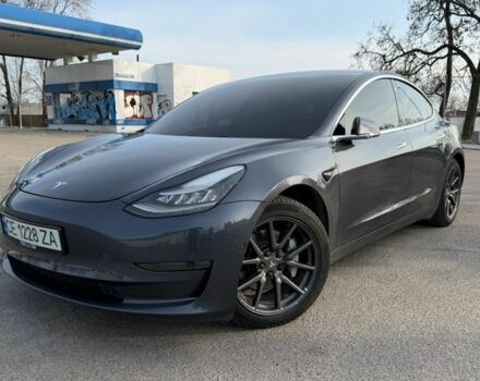 Серый Тесла Модель 3, объемом двигателя 0 л и пробегом 146 тыс. км за 18000 $, фото 1 на Automoto.ua