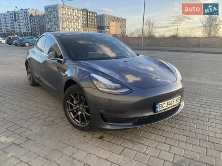 Тесла Модель 3 2019 в Львове на Automoto.ua Серый Тесла Модель 3, объемом двигателя 0 л и пробегом 94 тыс. км за 19500 $, фото 1 на Automoto.ua