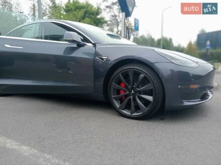 Тесла Модель 3 2019 у Дніпро (Дніпропетровську) на Automoto.ua Сірий Тесла Модель 3, об'ємом двигуна 0 л та пробігом 40 тис. км за 27000 $, фото 1 на Automoto.ua