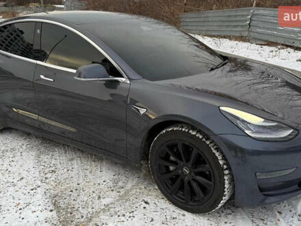 Тесла Модель 3 2019 в Харькове на Automoto.ua Серый Тесла Модель 3, объемом двигателя 0 л и пробегом 103 тыс. км за 25500 $, фото 1 на Automoto.ua