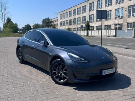 Сірий Тесла Модель 3, об'ємом двигуна 0 л та пробігом 115 тис. км за 15500 $, фото 1 на Automoto.ua