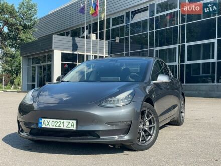 Сірий Тесла Модель 3, об'ємом двигуна 0 л та пробігом 180 тис. км за 14900 $, фото 1 на Automoto.ua
