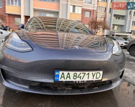 Серый Тесла Модель 3, объемом двигателя 0 л и пробегом 89 тыс. км за 21999 $, фото 1 на Automoto.ua