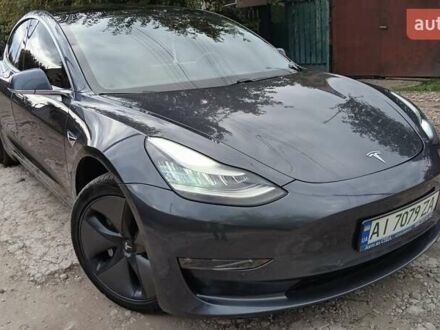 Тесла Модель 3 2019 у Запоріжжя на Automoto.ua Сірий Тесла Модель 3, об'ємом двигуна 0 л та пробігом 165 тис. км за 18100 $, фото 1 на Automoto.ua
