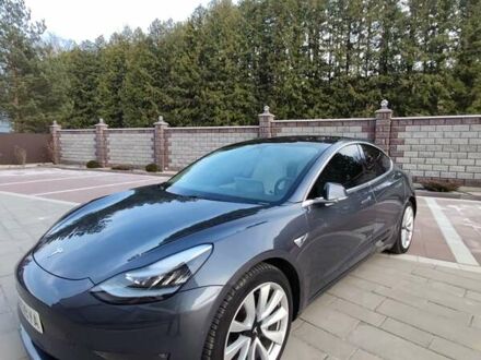 Тесла Модель 3 2019 у Івано-Франківську на Automoto.ua Сірий Тесла Модель 3, об'ємом двигуна 0 л та пробігом 125 тис. км за 17200 $, фото 1 на Automoto.ua