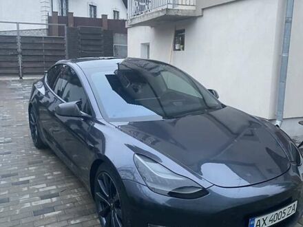 Серый Тесла Модель 3, объемом двигателя 0 л и пробегом 84 тыс. км за 18000 $, фото 1 на Automoto.ua