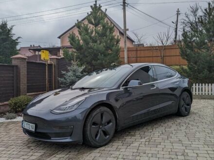 Сірий Тесла Модель 3, об'ємом двигуна 0 л та пробігом 68 тис. км за 23500 $, фото 1 на Automoto.ua