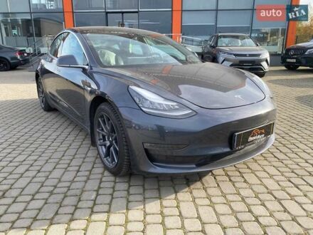 Сірий Тесла Модель 3, об'ємом двигуна 0 л та пробігом 82 тис. км за 18600 $, фото 1 на Automoto.ua