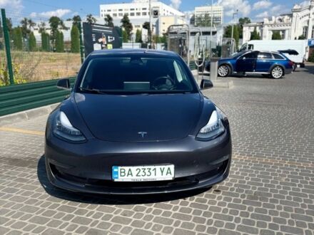 Серый Тесла Модель 3, объемом двигателя 0 л и пробегом 141 тыс. км за 17799 $, фото 1 на Automoto.ua