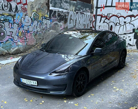 Сірий Тесла Модель 3, об'ємом двигуна 0 л та пробігом 136 тис. км за 14999 $, фото 1 на Automoto.ua