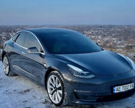 Сірий Тесла Модель 3, об'ємом двигуна 0 л та пробігом 112 тис. км за 16000 $, фото 1 на Automoto.ua