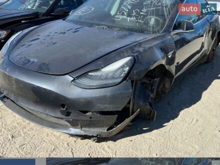 Сірий Тесла Модель 3, об'ємом двигуна 0 л та пробігом 132 тис. км за 8100 $, фото 1 на Automoto.ua