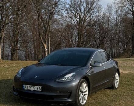 Сірий Тесла Модель 3, об'ємом двигуна 0 л та пробігом 240 тис. км за 13000 $, фото 1 на Automoto.ua