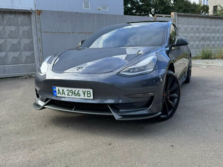 Сірий Тесла Модель 3, об'ємом двигуна 0 л та пробігом 81 тис. км за 21500 $, фото 1 на Automoto.ua