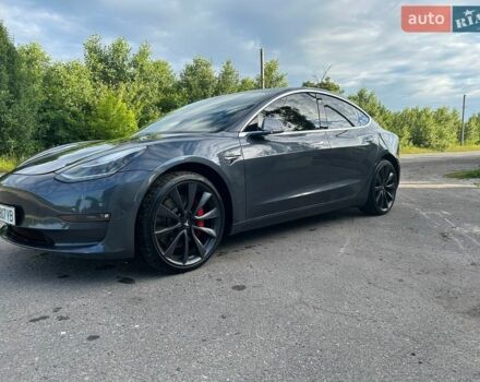 Сірий Тесла Модель 3, об'ємом двигуна 0 л та пробігом 84 тис. км за 18000 $, фото 1 на Automoto.ua