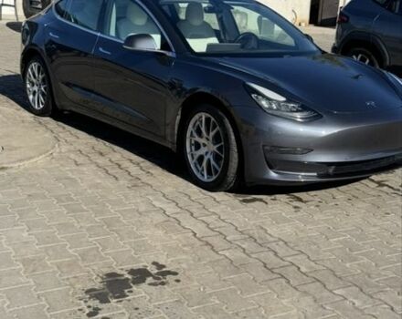 Сірий Тесла Модель 3, об'ємом двигуна 2 л та пробігом 200 тис. км за 15000 $, фото 1 на Automoto.ua