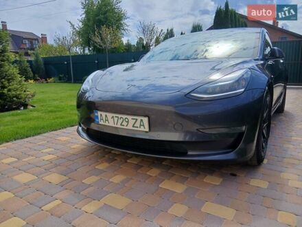 Тесла Модель 3 2019 в Киеве на Automoto.ua Серый Тесла Модель 3, объемом двигателя 0 л и пробегом 122 тыс. км за 18300 $, фото 1 на Automoto.ua