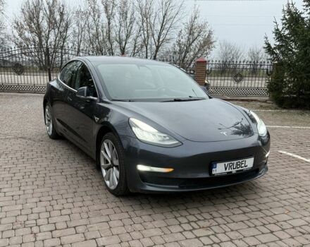 Сірий Тесла Модель 3, об'ємом двигуна 0 л та пробігом 212 тис. км за 15500 $, фото 1 на Automoto.ua