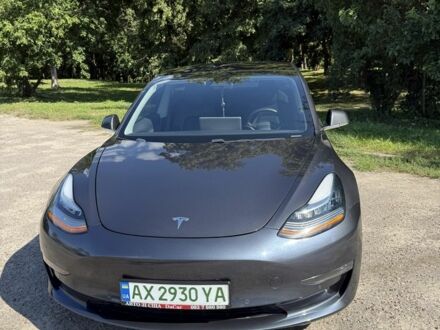 Сірий Тесла Модель 3, об'ємом двигуна 0 л та пробігом 130 тис. км за 20056 $, фото 1 на Automoto.ua