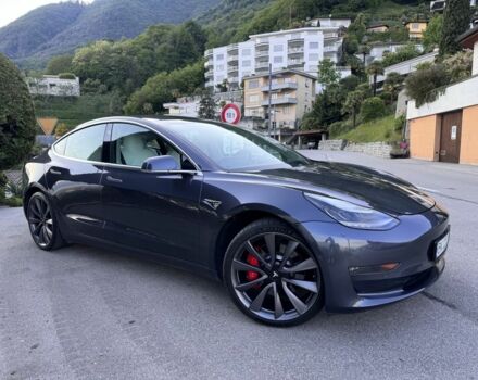 Сірий Тесла Модель 3, об'ємом двигуна 0 л та пробігом 126 тис. км за 21000 $, фото 1 на Automoto.ua