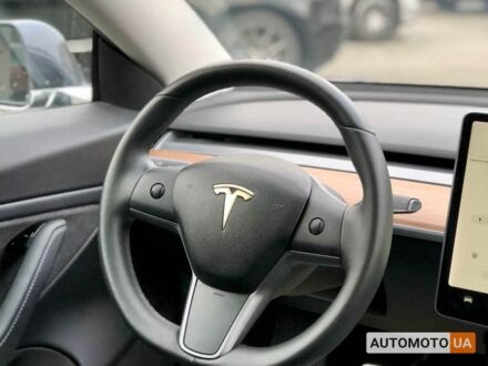 Тесла Модель 3 2019 у Львові на Automoto.ua Сірий Тесла Модель 3, об'ємом двигуна 62 л та пробігом 30 тис. км за 23000 $, фото 1 на Automoto.ua