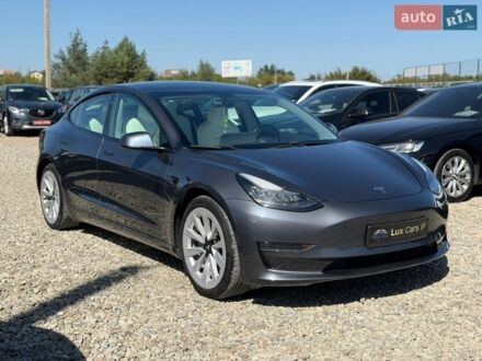 Серый Тесла Модель 3, объемом двигателя 0 л и пробегом 72 тыс. км за 17500 $, фото 1 на Automoto.ua