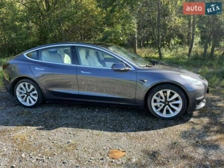 Сірий Тесла Модель 3, об'ємом двигуна 0 л та пробігом 75 тис. км за 25000 $, фото 1 на Automoto.ua