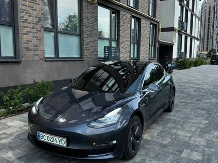 Сірий Тесла Модель 3, об'ємом двигуна 0 л та пробігом 68 тис. км за 16300 $, фото 1 на Automoto.ua