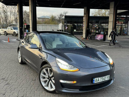 Серый Тесла Модель 3, объемом двигателя 0 л и пробегом 111 тыс. км за 16850 $, фото 1 на Automoto.ua