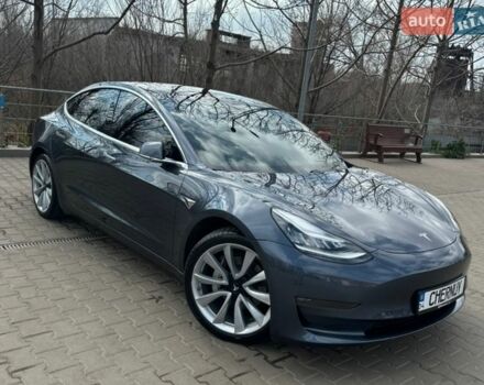 Серый Тесла Модель 3, объемом двигателя 0 л и пробегом 88 тыс. км за 18750 $, фото 1 на Automoto.ua