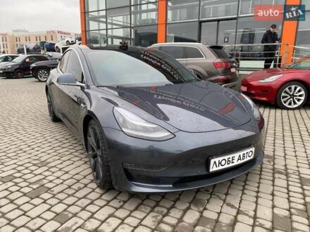 Тесла Модель 3 2020 у Львові на Automoto.ua Сірий Тесла Модель 3, об'ємом двигуна 0 л та пробігом 93 тис. км за 19900 $, фото 1 на Automoto.ua