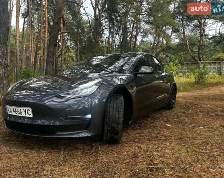 Серый Тесла Модель 3, объемом двигателя 0 л и пробегом 125 тыс. км за 15800 $, фото 1 на Automoto.ua