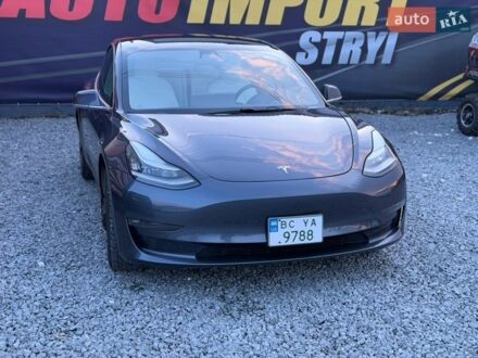 Серый Тесла Модель 3, объемом двигателя 0 л и пробегом 120 тыс. км за 18500 $, фото 1 на Automoto.ua