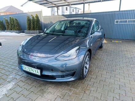 Сірий Тесла Модель 3, об'ємом двигуна 0 л та пробігом 50 тис. км за 16700 $, фото 1 на Automoto.ua