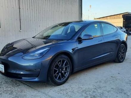 Тесла Модель 3 2020 у Рівному на Automoto.ua Сірий Тесла Модель 3, об'ємом двигуна 0 л та пробігом 107 тис. км за 16600 $, фото 1 на Automoto.ua