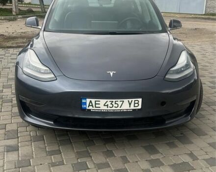Сірий Тесла Модель 3, об'ємом двигуна 0 л та пробігом 125 тис. км за 18000 $, фото 1 на Automoto.ua