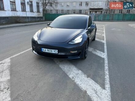 Серый Тесла Модель 3, объемом двигателя 0 л и пробегом 95 тыс. км за 16500 $, фото 1 на Automoto.ua