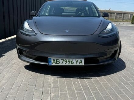 Серый Тесла Модель 3, объемом двигателя 0 л и пробегом 97 тыс. км за 20500 $, фото 1 на Automoto.ua