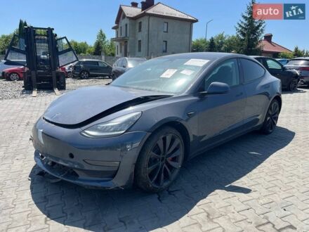 Серый Тесла Модель 3, объемом двигателя 0 л и пробегом 80 тыс. км за 16600 $, фото 1 на Automoto.ua