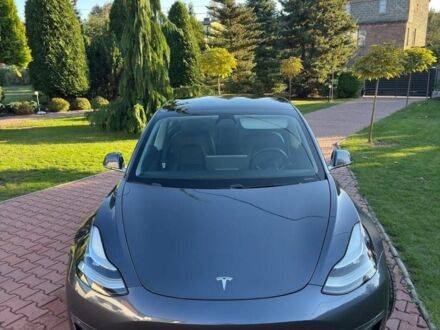 Серый Тесла Модель 3, объемом двигателя 0 л и пробегом 75 тыс. км за 12200 $, фото 1 на Automoto.ua